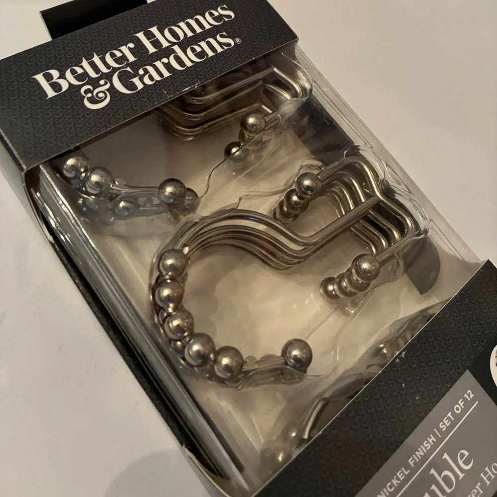 Double glide shower hooks